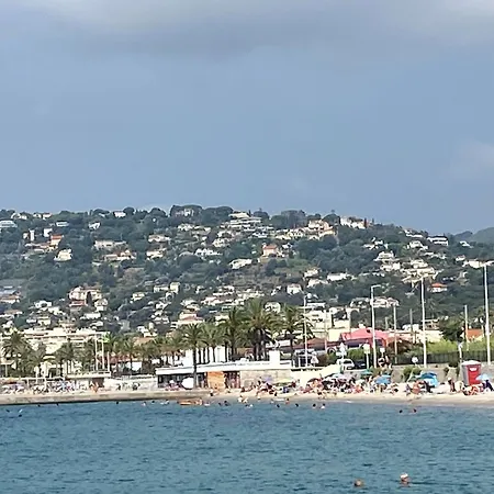 Golfe Juan, Quiet With Pool, Near The Apartamento *